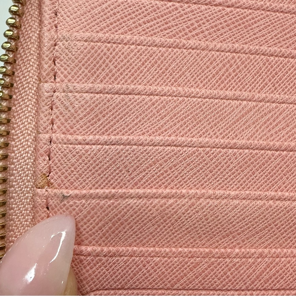 Michael Kors EUC Pink Saffiano Leather Jet Set Wallet with Strap - Picture 11 of 17